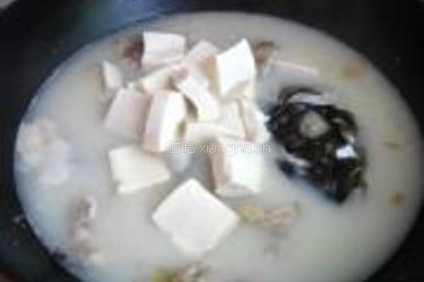 鱼头豆腐汤的做法图解5