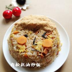 肉松耗油炒饭的做法[图]