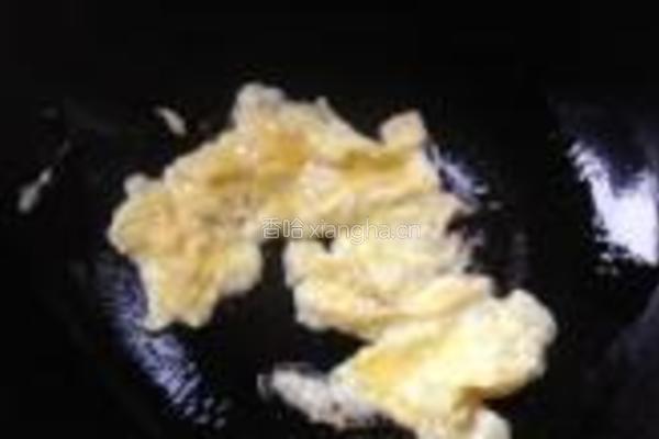 肉松耗油炒饭的做法图解2