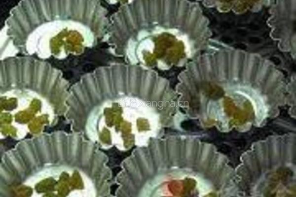 袖珍版提子马拉糕的做法图解7