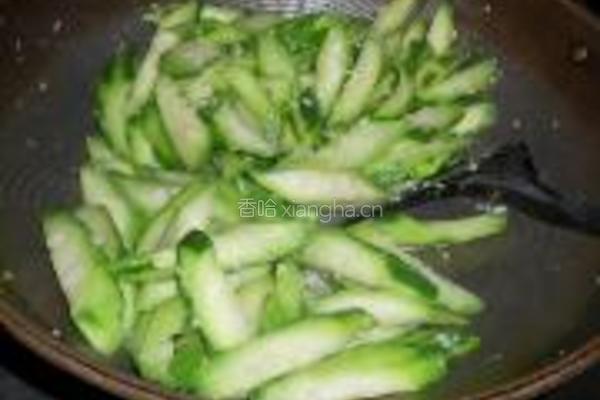 蒜茸炒丝瓜的做法图解8