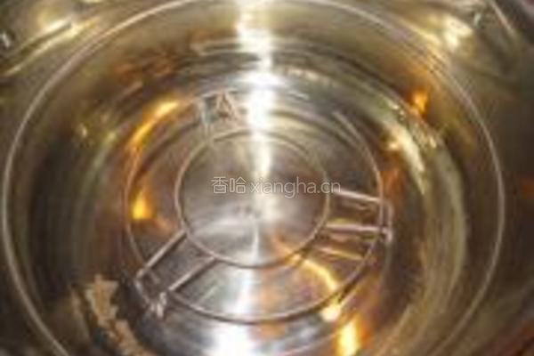 冰糖燕窝的做法图解5