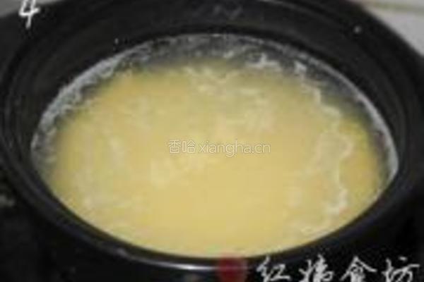 蛋黄小米粥的做法图解4