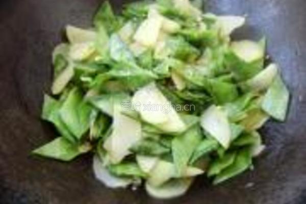 扁豆炒土豆片的做法图解7