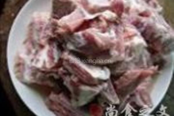 红烧排骨干豆角炖粉条的做法图解3