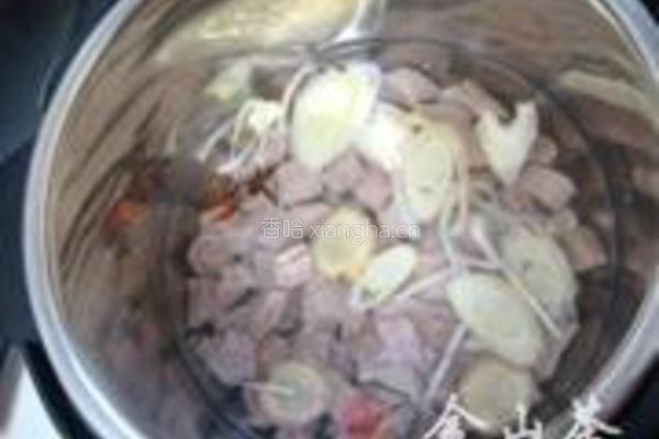 土豆烧牛肉的做法图解5