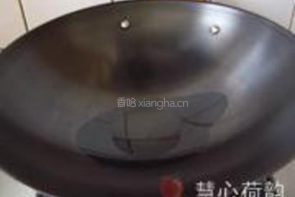 双色南瓜炒白果的做法图解1
