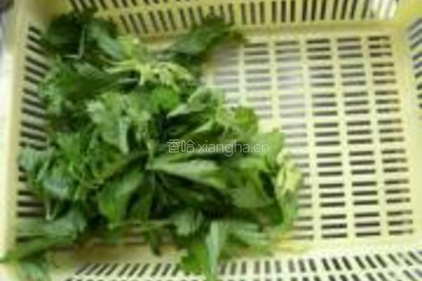 西芹香干小炒的做法图解3