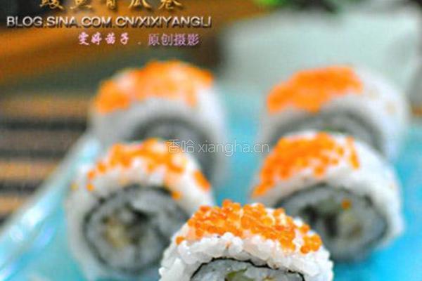 红蟹籽鳗鱼寿司里卷