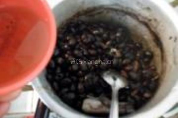 瓜丁黑豆的做法图解4