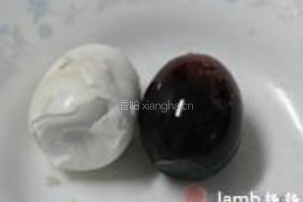 三色蒸蛋的做法图解1