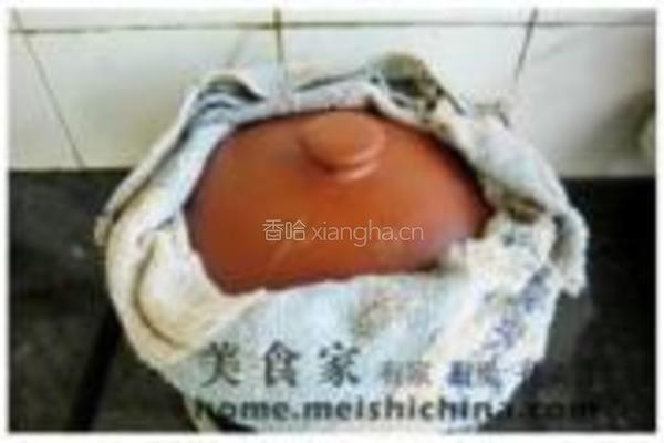 浓香猪蹄花生煲的做法图解6
