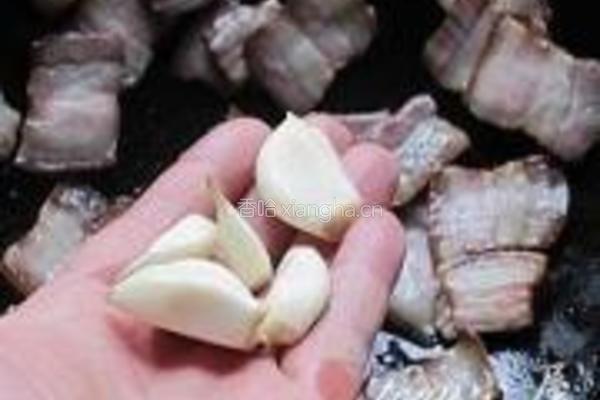腊肉卷心菜的做法图解7