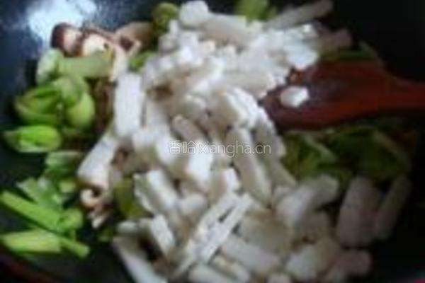 青菜炒年糕的做法图解4