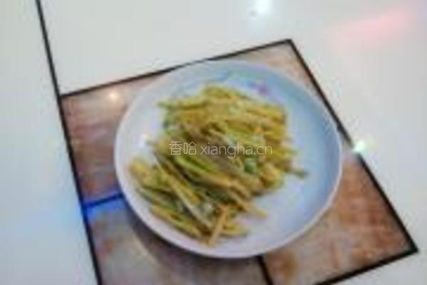尖椒炒酸扁豆的做法图解2