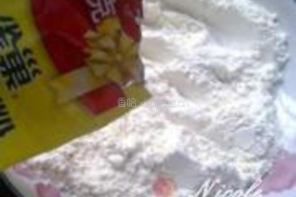 经典酥炸鳕鱼排的做法图解3