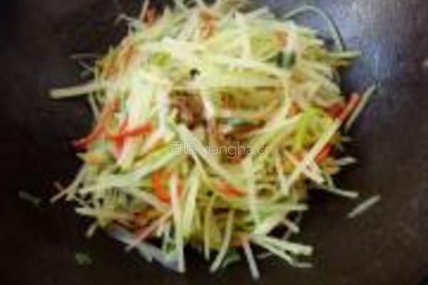土豆丝炒辣椒丝的做法图解5