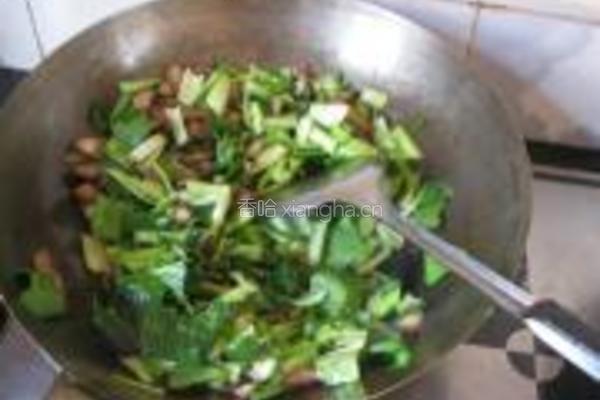 芋头青菜炒饭的做法图解6