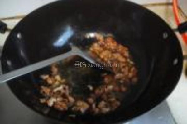 榛蘑土豆片的做法图解3