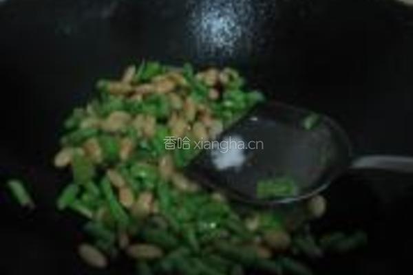 豇豆炒黄豆的做法图解5