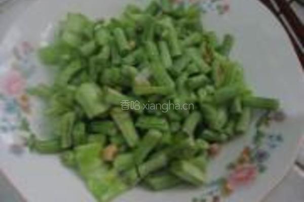 豇豆炒黄豆的做法图解1