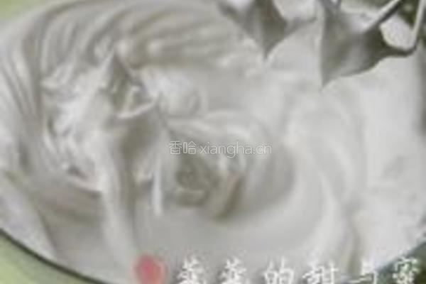 乳酪草莓蛋糕的做法图解3