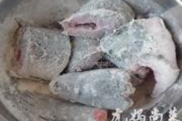 地锅黑鱼的做法图解2