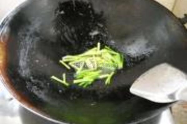 韭菜炒豆芽的做法图解5