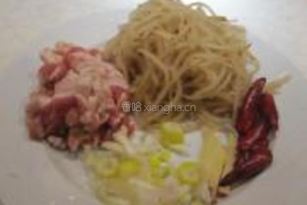 肉丝榨菜的做法图解1