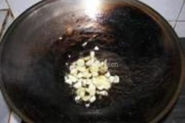 雪菜地木耳的做法图解3