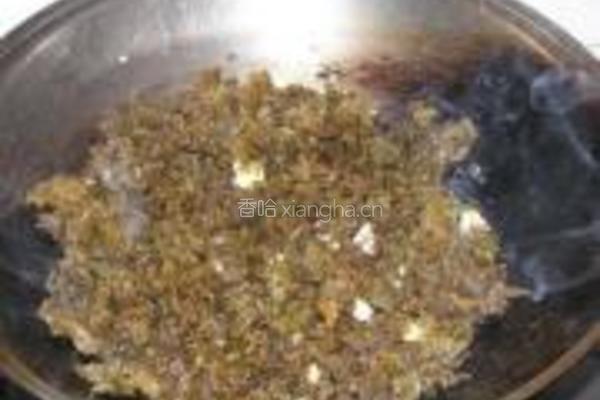 雪菜地木耳的做法图解4