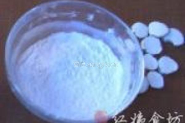 山药鸡蛋饼的做法图解1