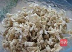 萝卜干炒腊肉的做法图解2