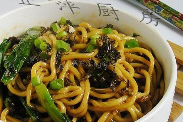 肉末芽菜担担面