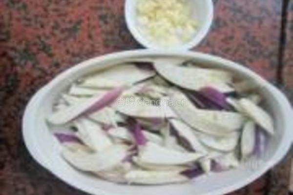 微波炉泰汁茄的做法图解1