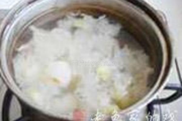 荔枝炖蛋的做法图解2