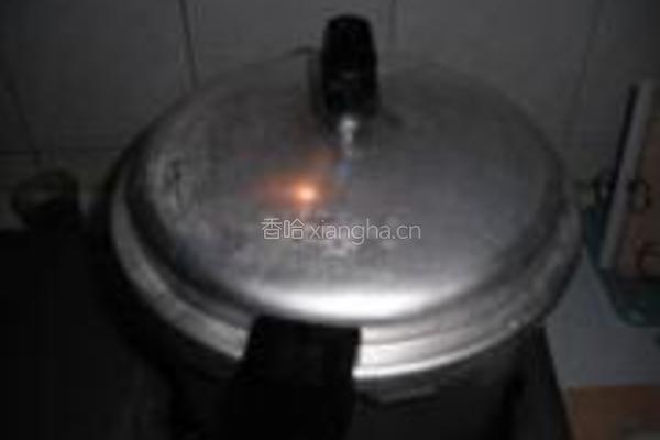 茼蒿排骨粥的做法图解8