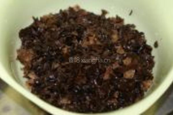 淡菜木耳烩丝瓜的做法图解1