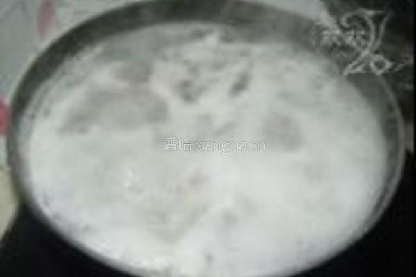 章鱼海鲜火锅的做法图解3