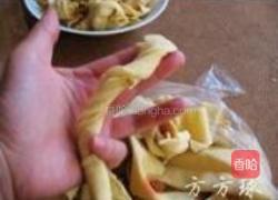 红烧肉炖干豆腐结的做法图解3