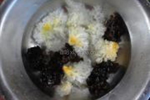 双耳玉米汤的做法图解1