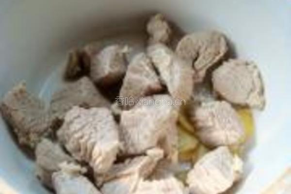 萝卜牛腩煲的做法图解7