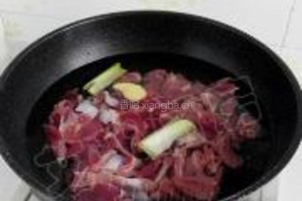 双椒芹菜炒鸡杂的做法图解10