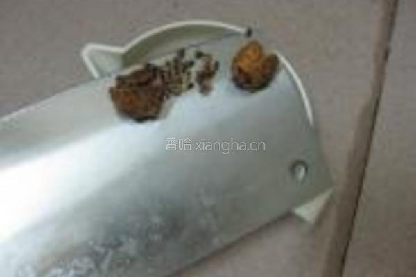 白术砂仁粥的做法图解3