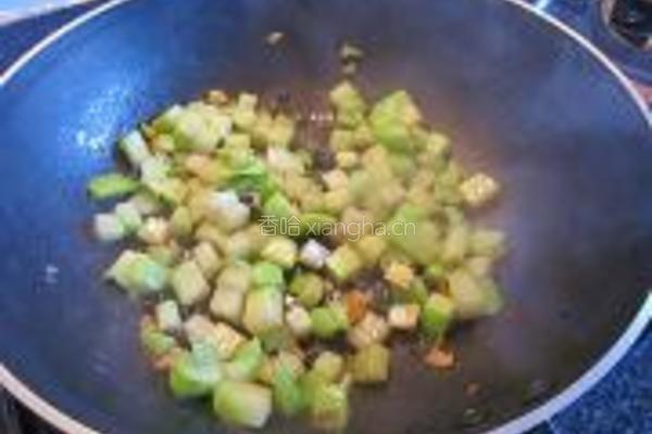 蒜头豆豉合掌瓜的做法图解6