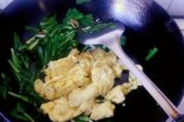 韭菜海米炒鸡蛋的做法图解4