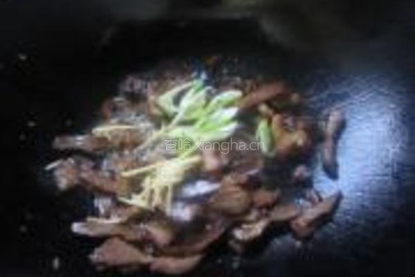 腊肉炒荷兰豆的做法图解4