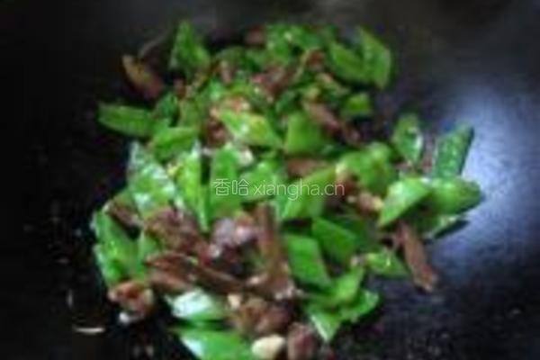腊肉炒荷兰豆的做法图解6