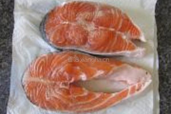 煎欧芹三文鱼的做法图解3