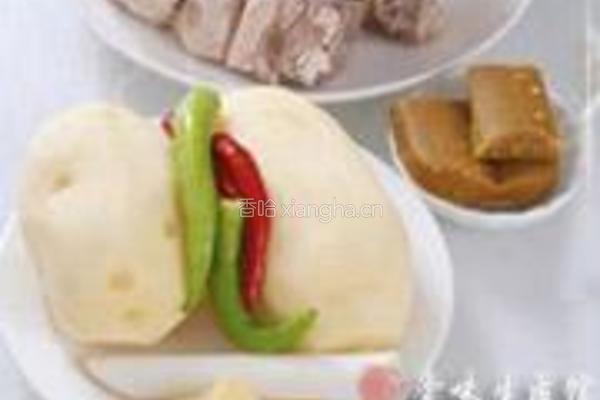 咖喱土豆炖排骨的做法图解1